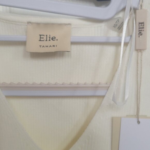 Ellie Tahari Top - Picture 2 of 4